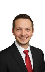AD Prinsloo, estate agent